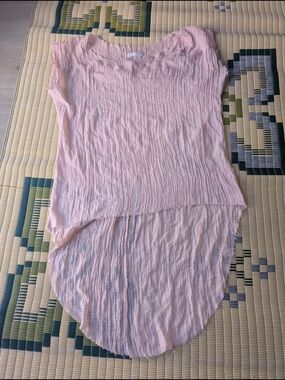 Light Pink Crinkled High-Low Women's Top